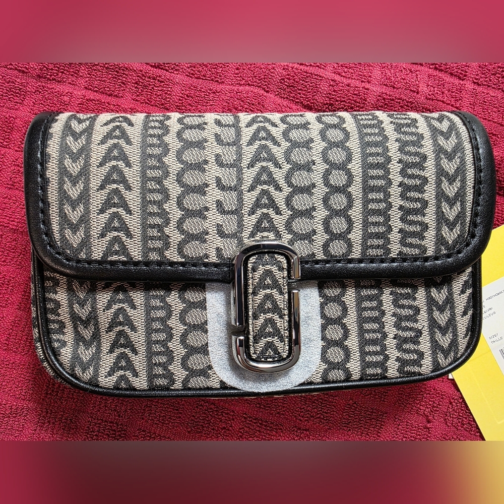 Marc Jacobs Crossbody